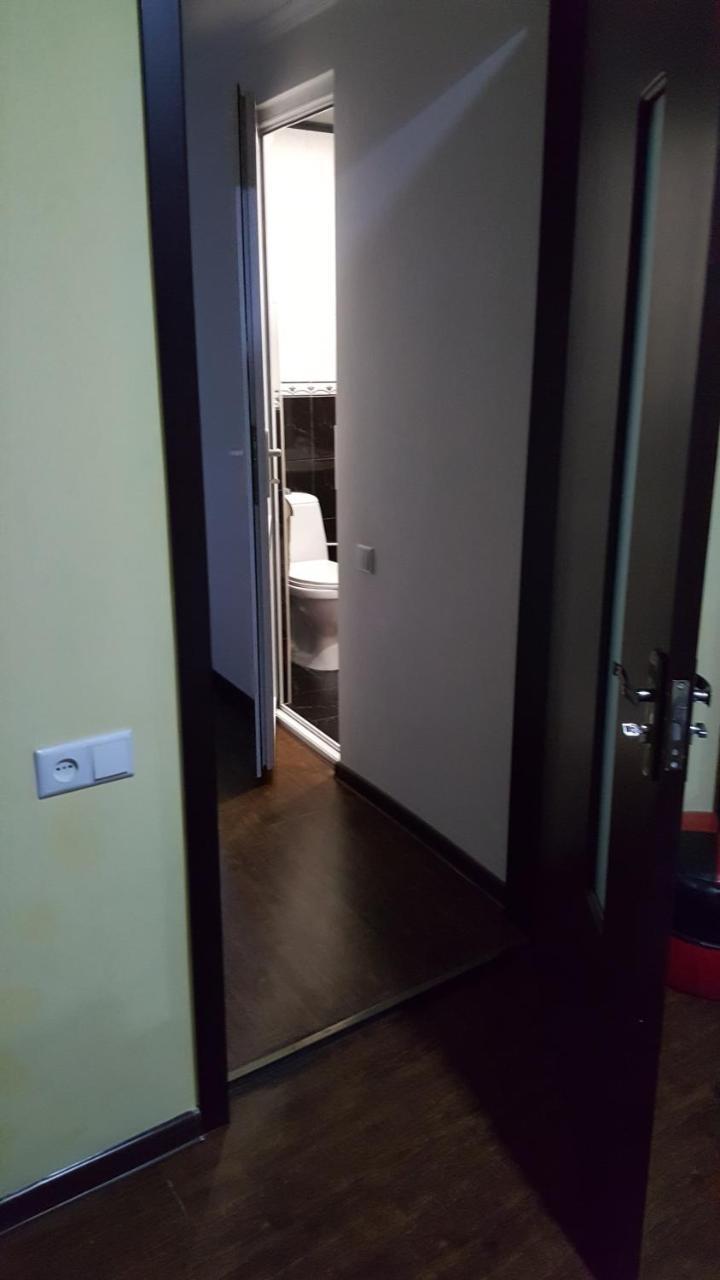 Guesthouse Different Tbilisi Ngoại thất bức ảnh