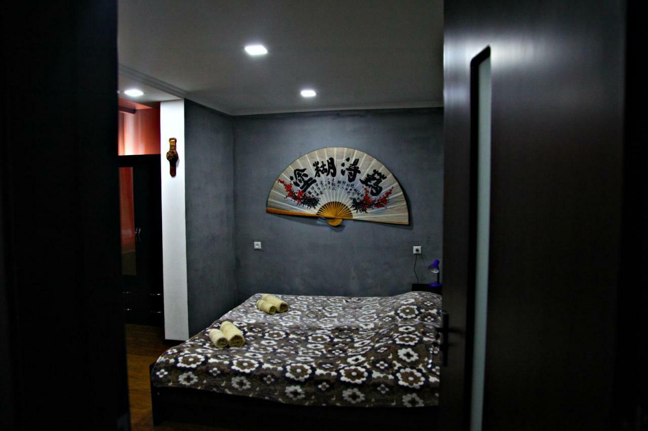 Guesthouse Different Tbilisi Ngoại thất bức ảnh