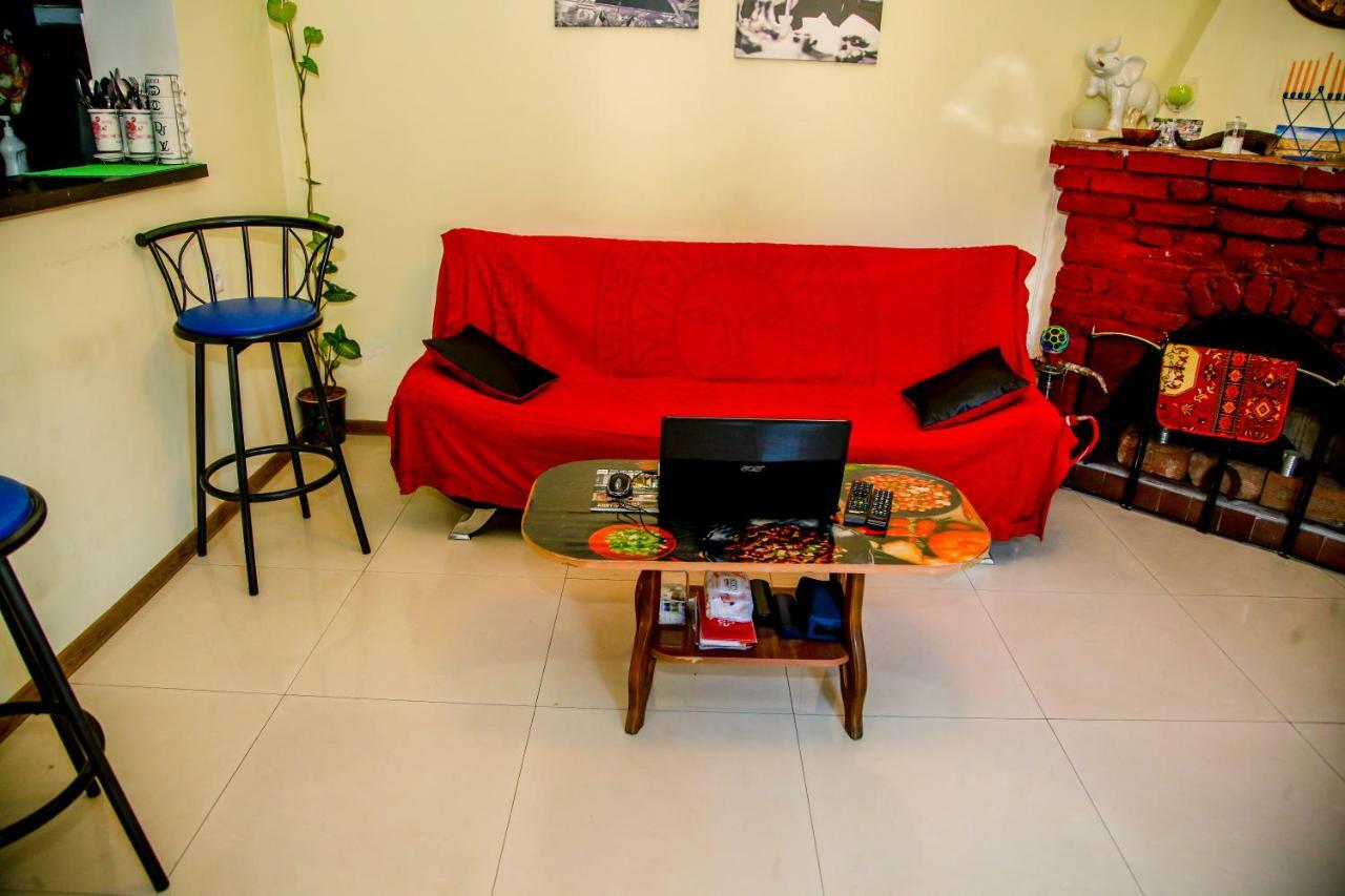 Guesthouse Different Tbilisi Ngoại thất bức ảnh