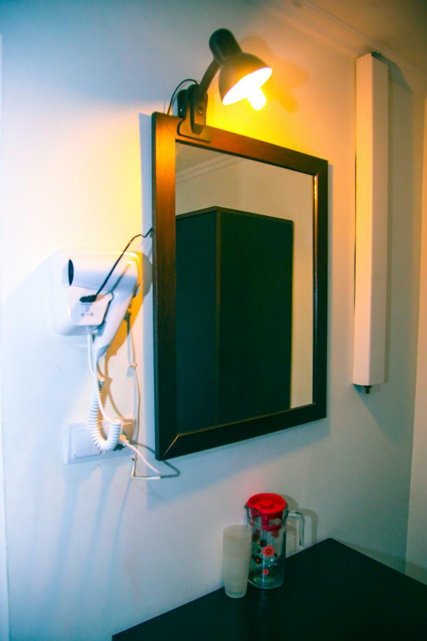 Guesthouse Different Tbilisi Ngoại thất bức ảnh