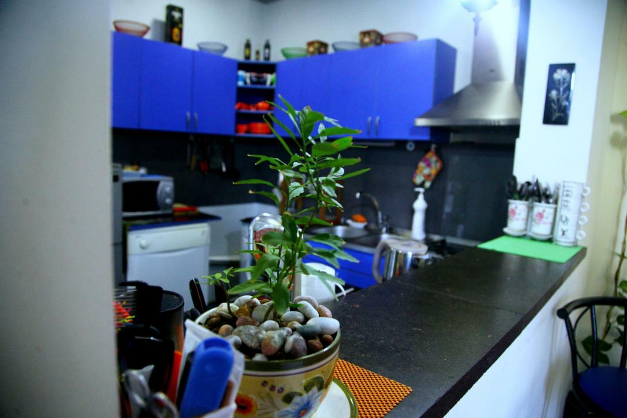 Guesthouse Different Tbilisi Ngoại thất bức ảnh